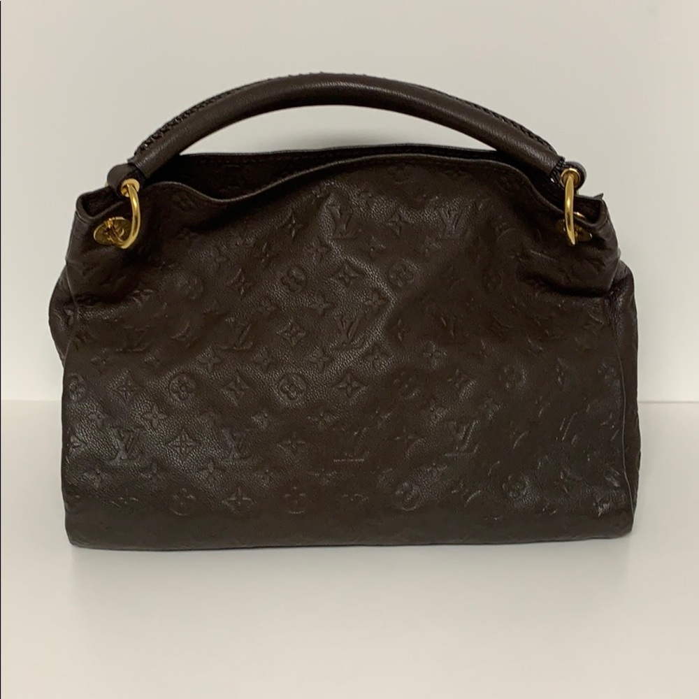 Louis Vuitton Artsy